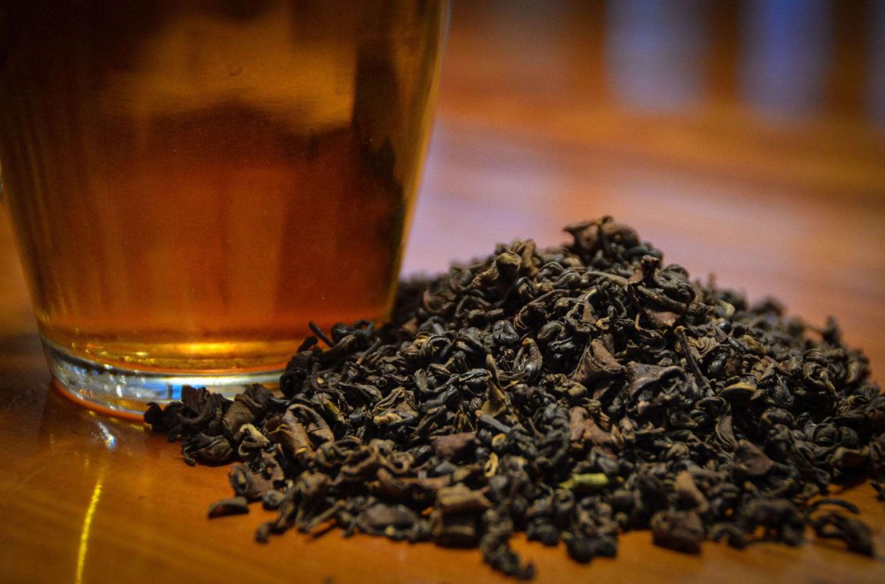 The History of Oolong Tea | Fratello Coffee The History and Origins of Oolong Tea