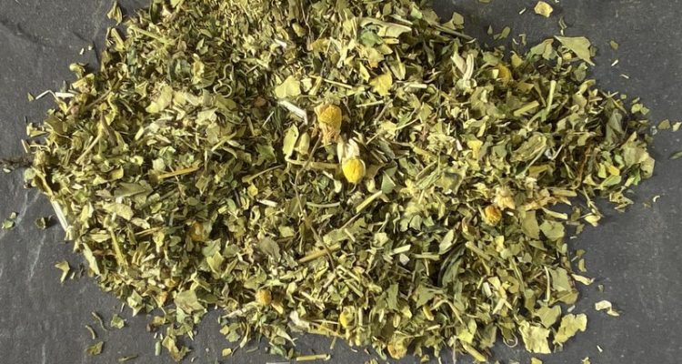 How to Choose the Perfect Herbal Tea for Relaxation