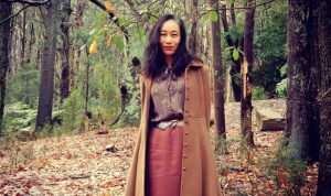 Mixing Modern Trends with Vintage Clothing for a Unique Look